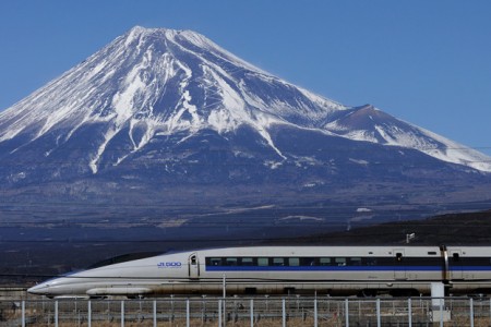 静岡　新幹線　富士山