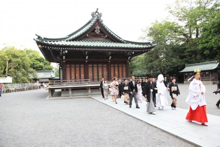 日本人の生活に深く関わっている「神社」での挙式