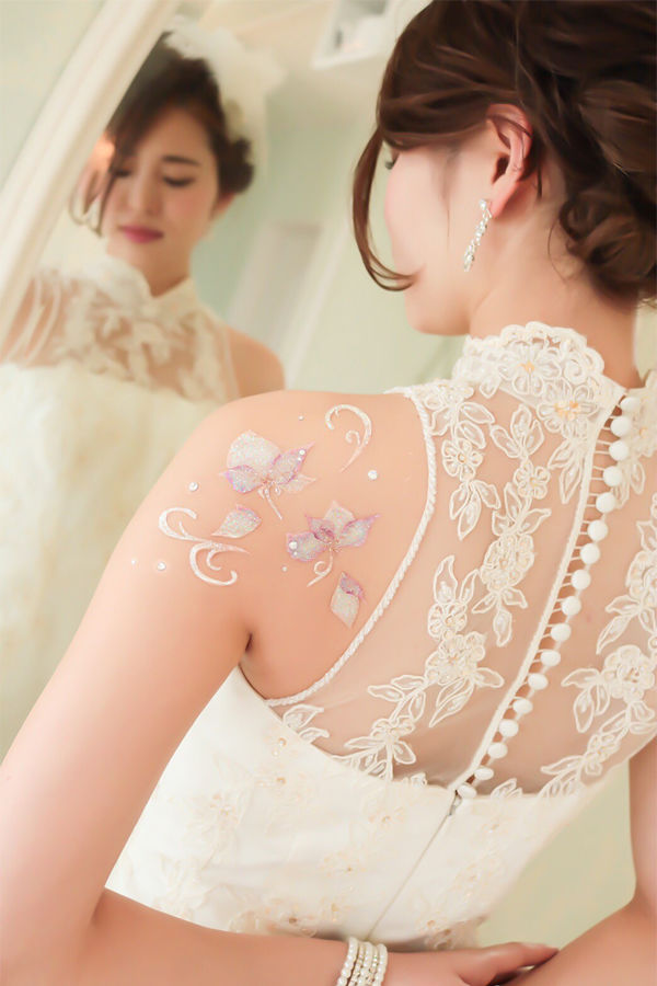 ドレス姿がより輝く ボディジュエリーについてご紹介 静岡の結婚式場 公式 エスプリドナチュール 静岡市のウェディング